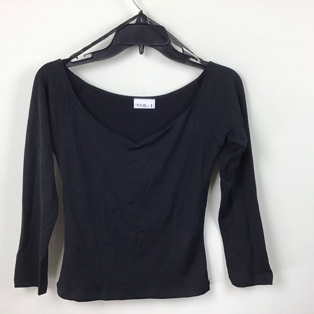 Vol., 1, Black, Sweetheart neck, Top.